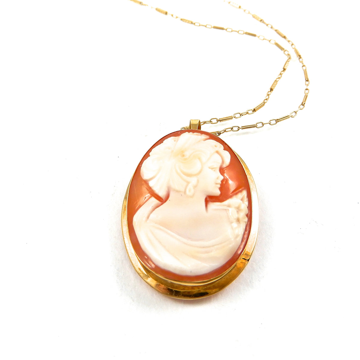 Trifari on sale cameo necklace