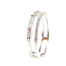 Load image into Gallery viewer, Baguette and Round Diamond Double Band