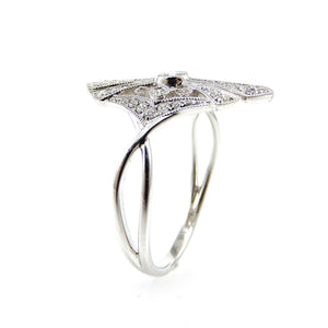 Antique Style Dainty Diamond Ring